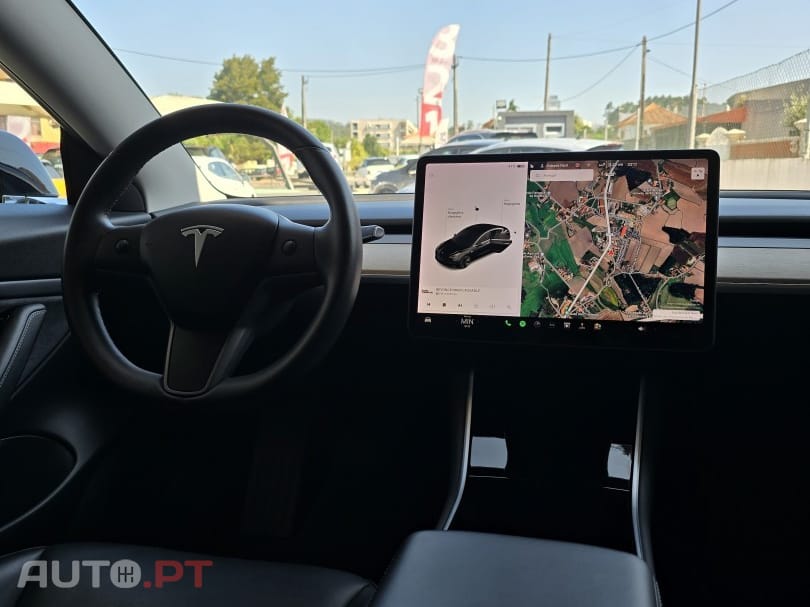 Tesla Model 3 Long-Range Dual Motor AWD