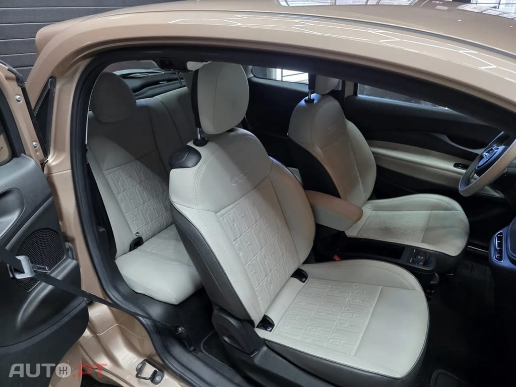 Fiat 500e La Prima