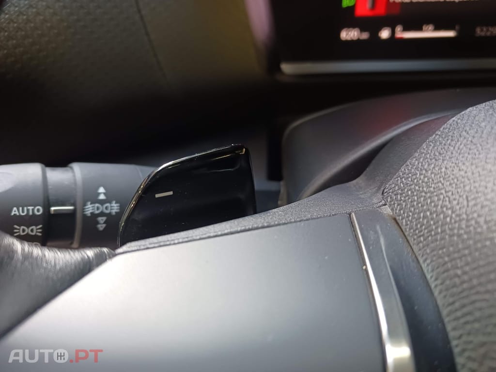 Citroen C4 1.5 BlueHDi Shine Pack EAT8