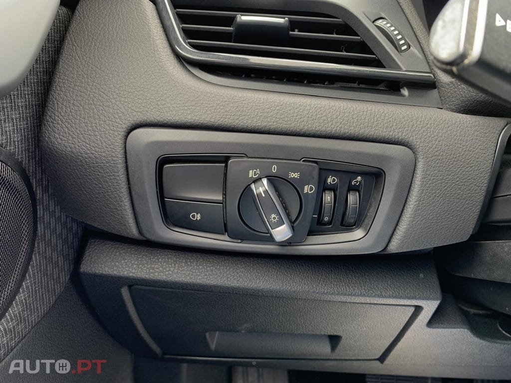 BMW 216 d Advantage Auto