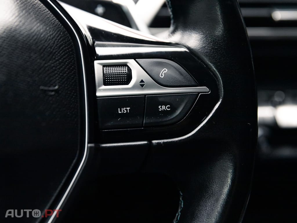 Peugeot 3008 1.5 BlueHDi Crossway EAT8