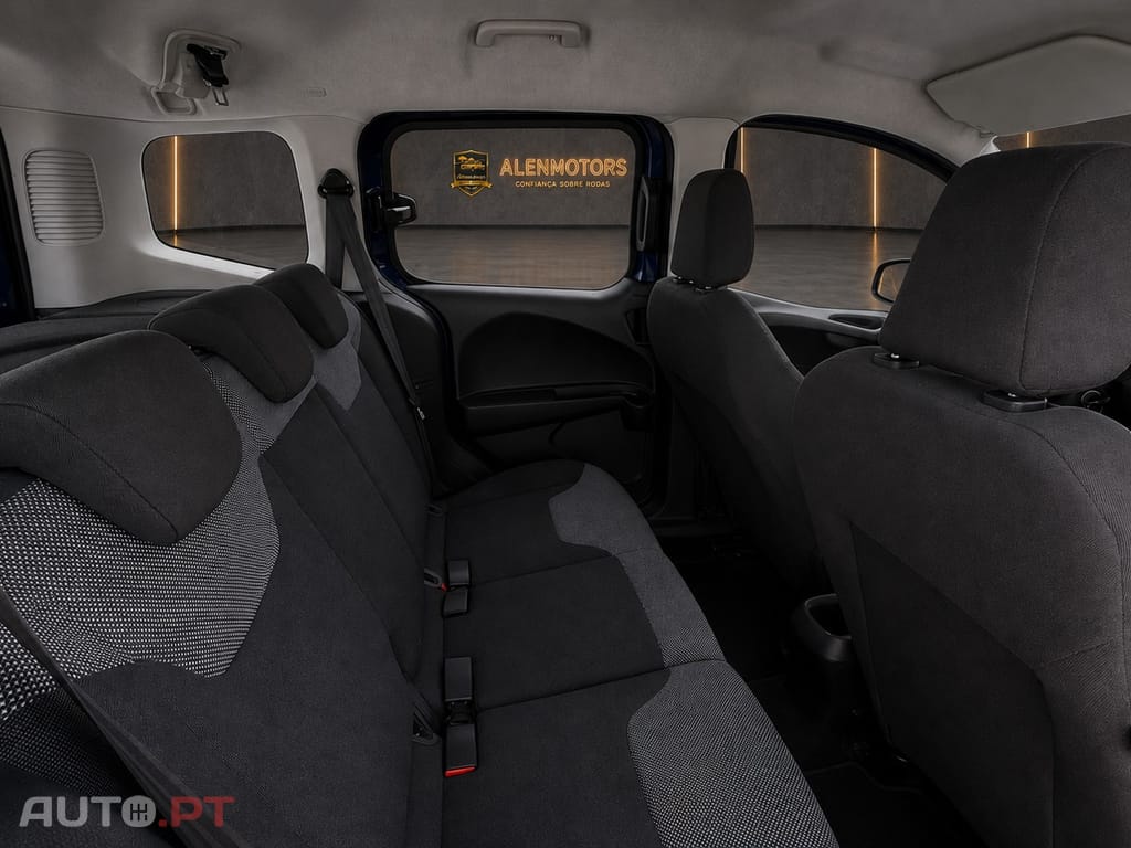 Ford Tourneo 1.5 TDCi Titanium