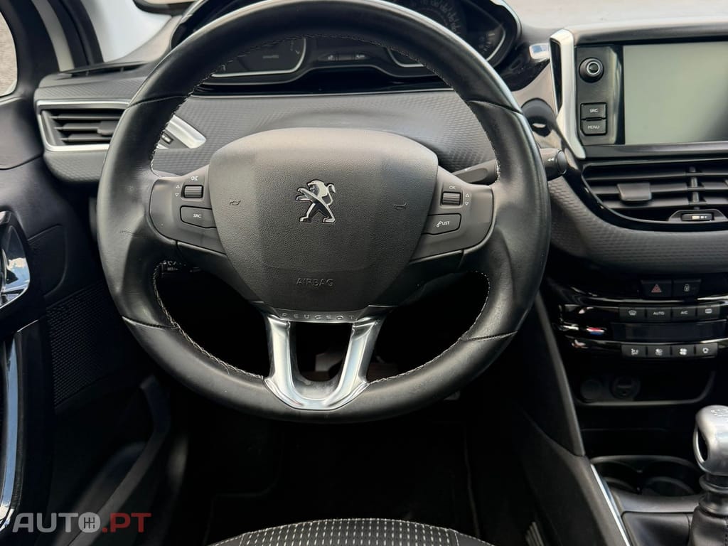 Peugeot 208 1.2 PureTech GT Line