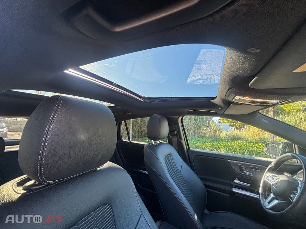 Mercedes-Benz EQA 250 Electric Art