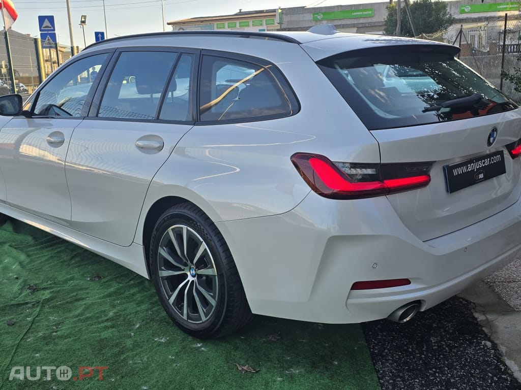 BMW 318 Serie 3 Touring Auto XLine