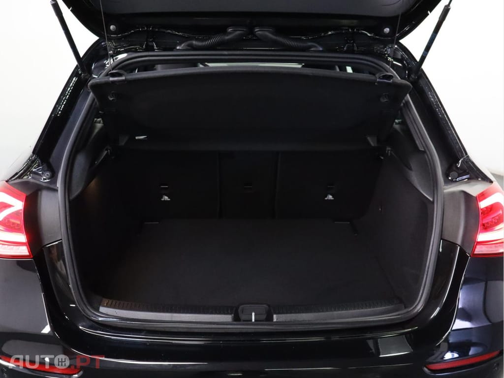 Mercedes-Benz A 180 d style  Auto