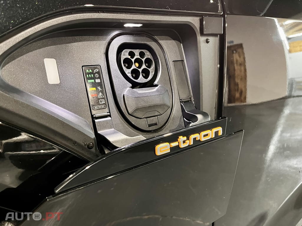 Audi E-Tron 50 Quattro