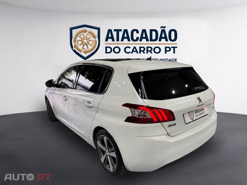 Peugeot 308 1.2  Feline