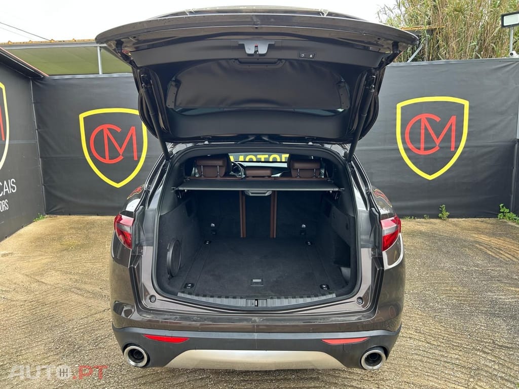 Alfa Romeo Stelvio 2.2 D Super AT8 Q4
