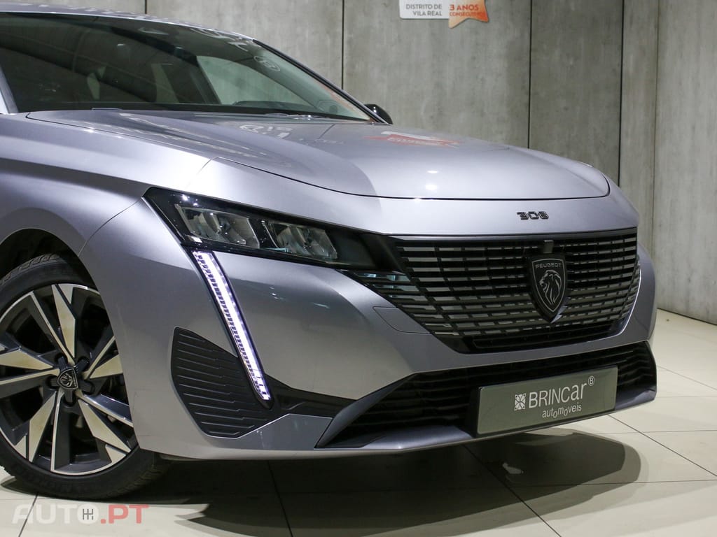 Peugeot 308 1.2 PureTech Allure EAT8