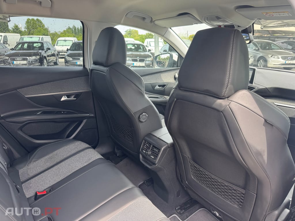 Peugeot 3008 1.6 BlueHDi Allure