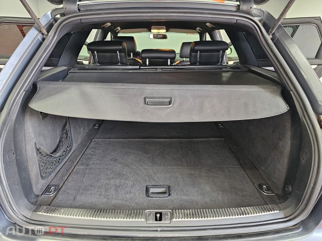 Audi A4 Avant 2.0 TDi S-line