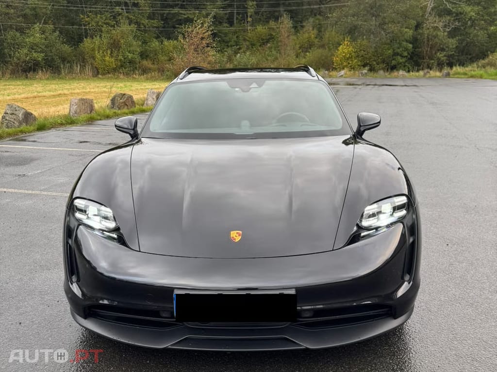 Porsche Taycan 4S