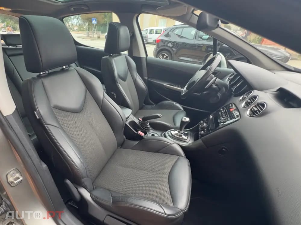 Peugeot 308 1.6 e-HDi Allure CMP6