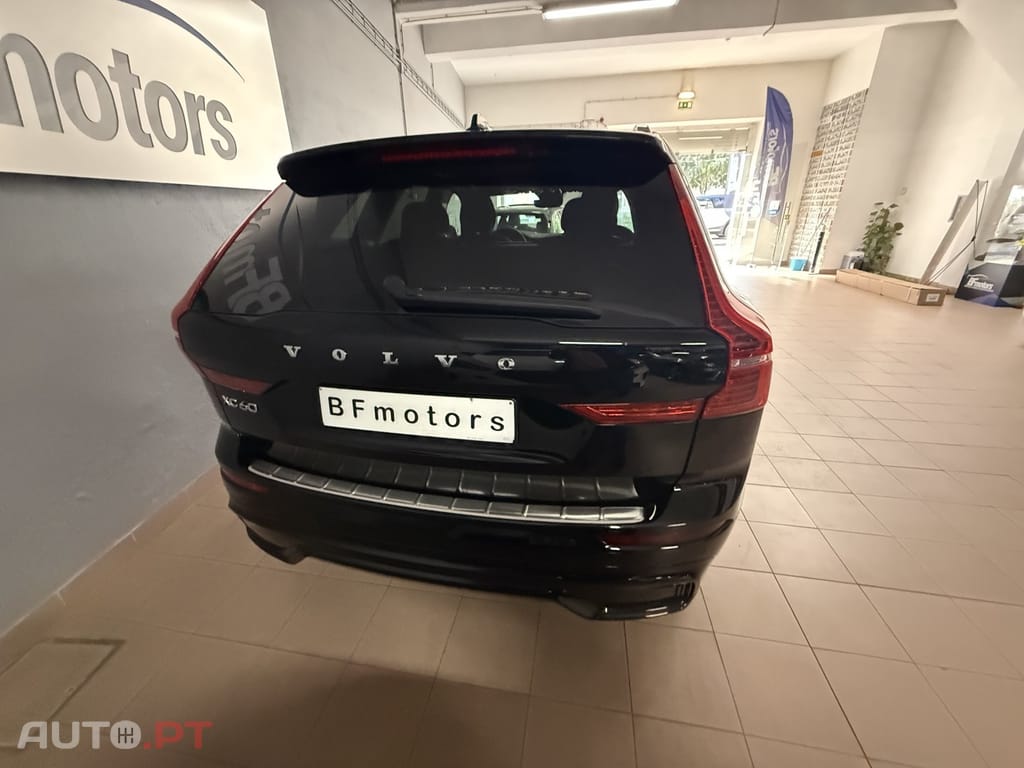 Volvo XC60 2.0 B4 R-Design Geartronic