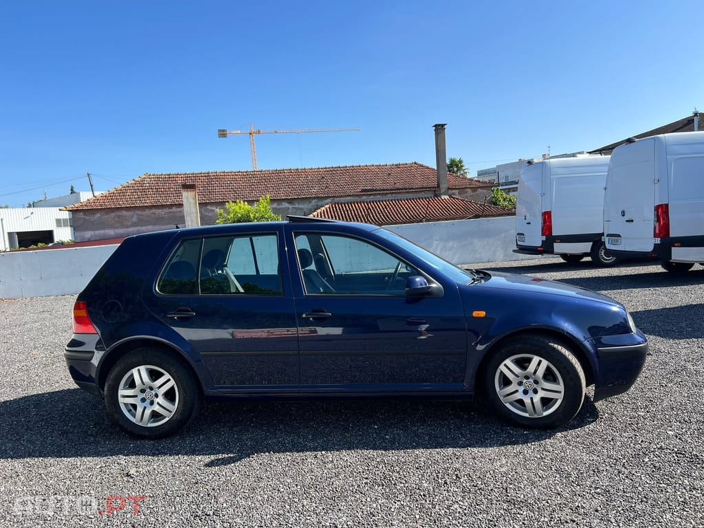 Volkswagen Golf 1.4i Confortline