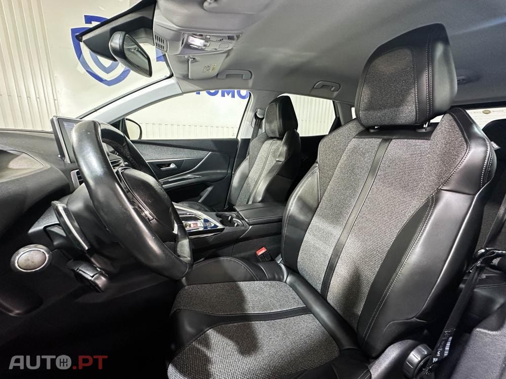 Peugeot 3008 1.6 BlueHDi Crossway EAT6