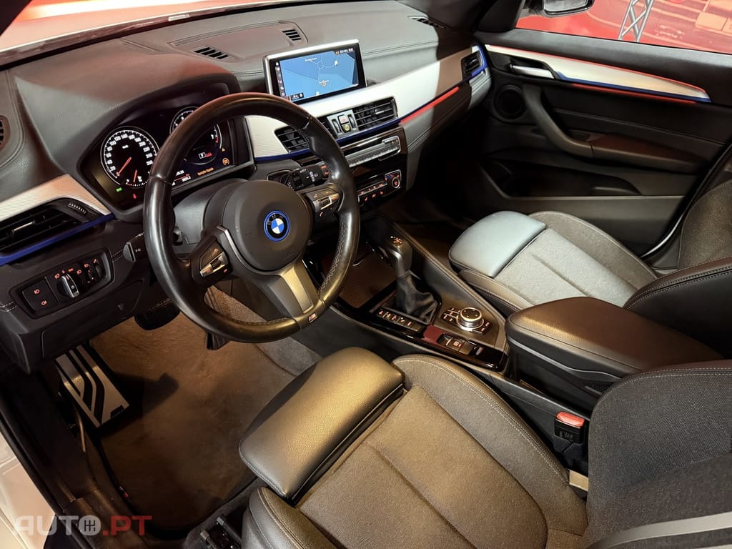 BMW X1 25 e xDrive Pack M
