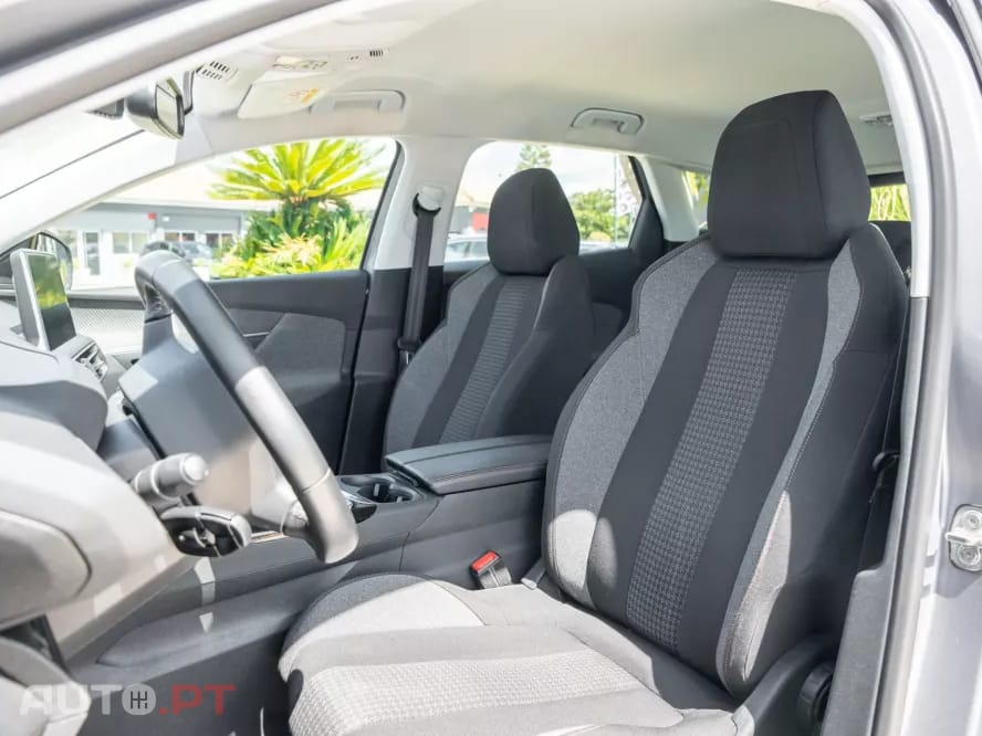 Peugeot 3008 1.5 BlueHDi Allure