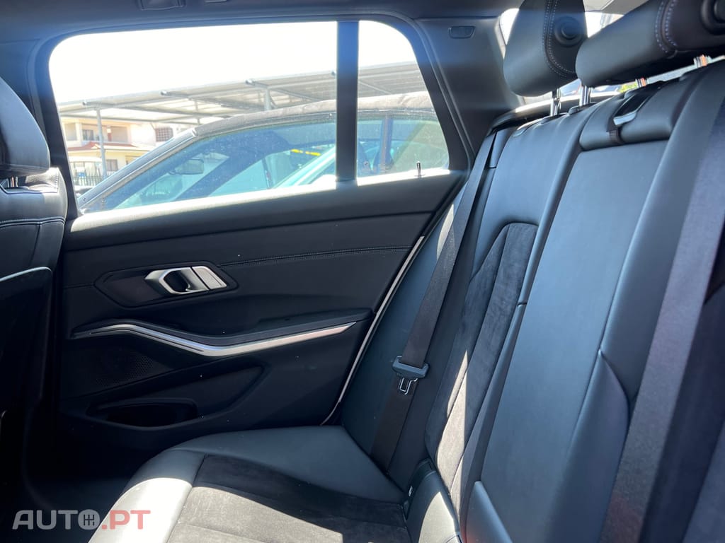 BMW 330 e iPerformance