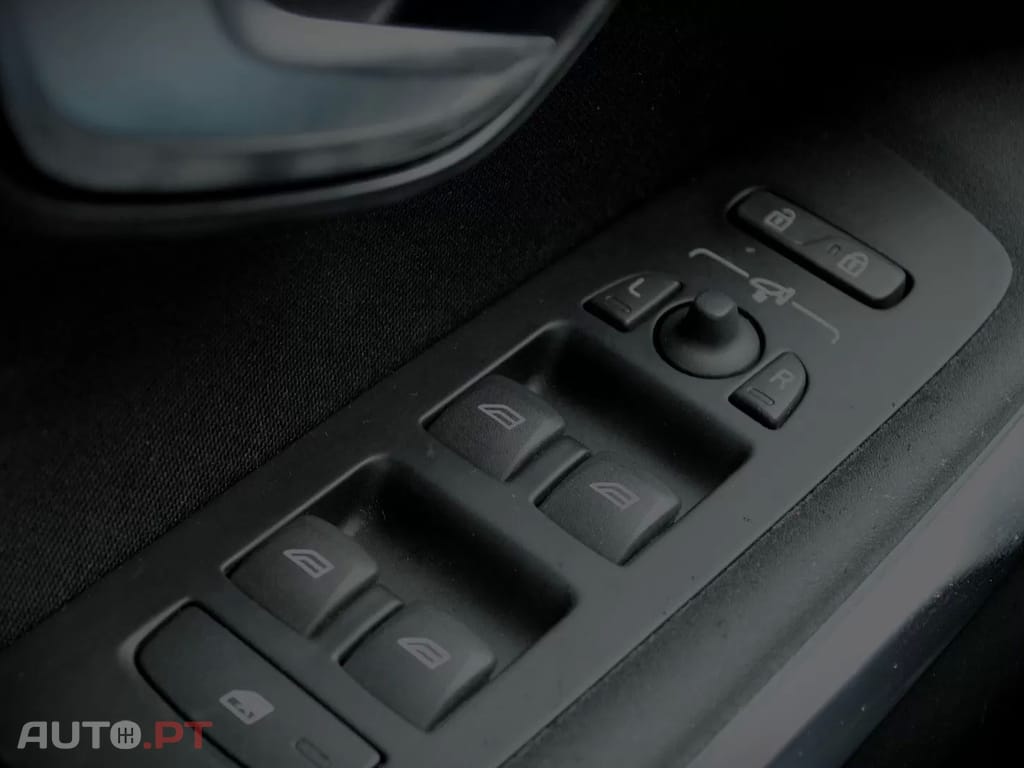 Volvo V40 1.6 D2 Momentum Eco