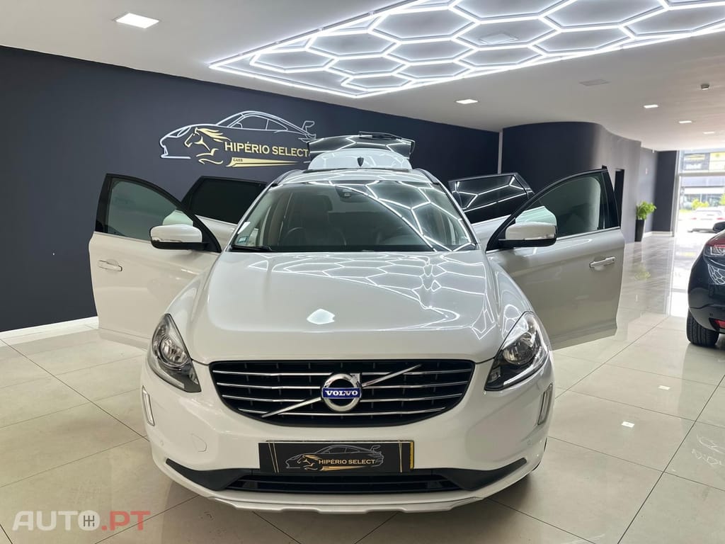 Volvo XC60 2.0 D4 R-Design Momentum