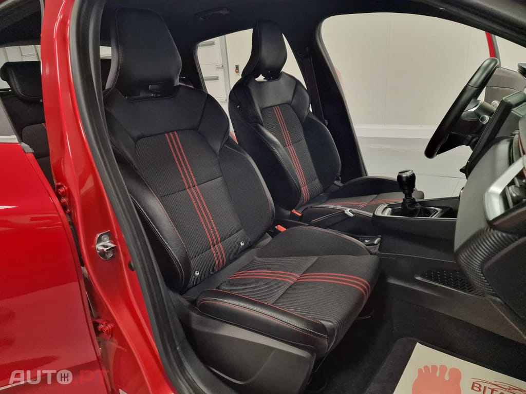 Renault Clio 1.5 Blue dCi RS Line