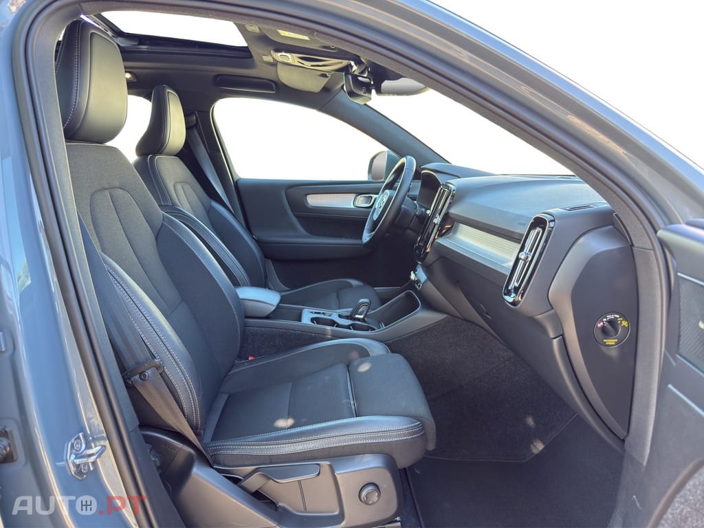 Volvo XC40 1.5 T5 PHEV Momentum Plus