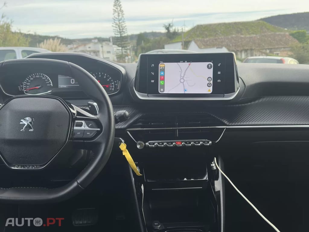 Peugeot 208 1.2 PureTech Allure EAT8