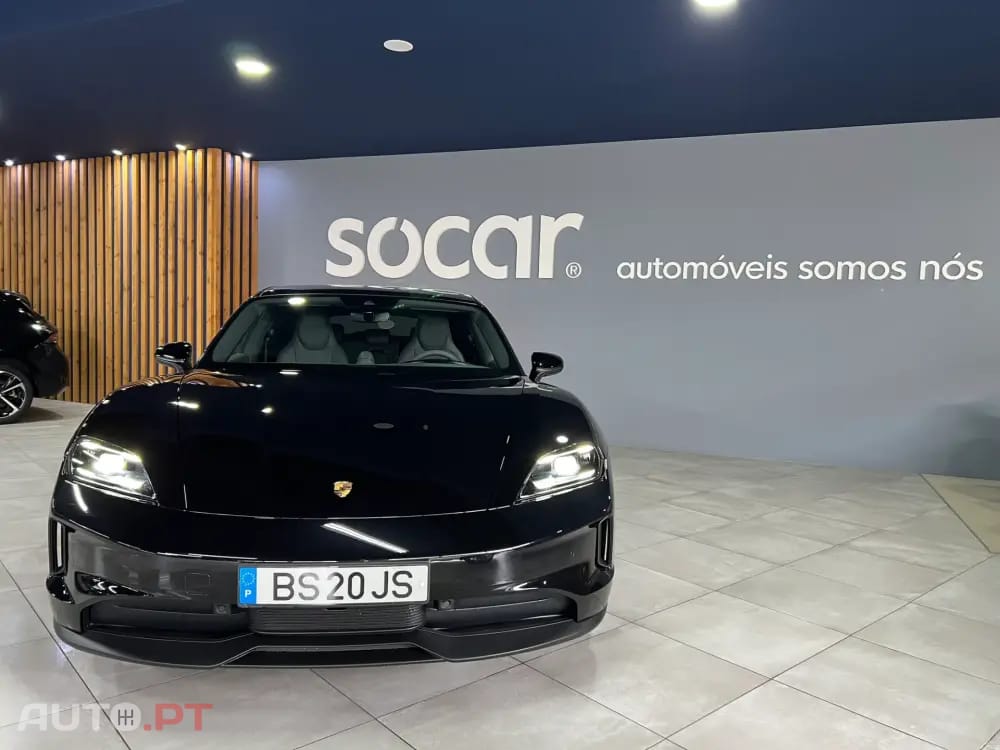 Porsche Taycan Outro