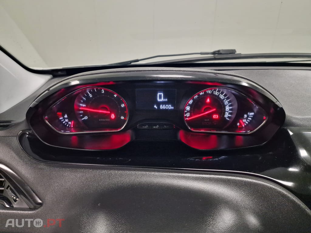 Peugeot 208 1.4 HDi Active