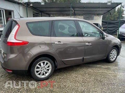 Renault Grand Scénic 1.5 dCi Dynamique S 7L