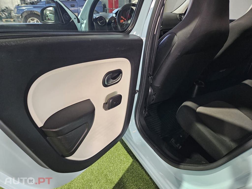 Renault Twingo 1.0 SCe Dynamique (2014-2016)