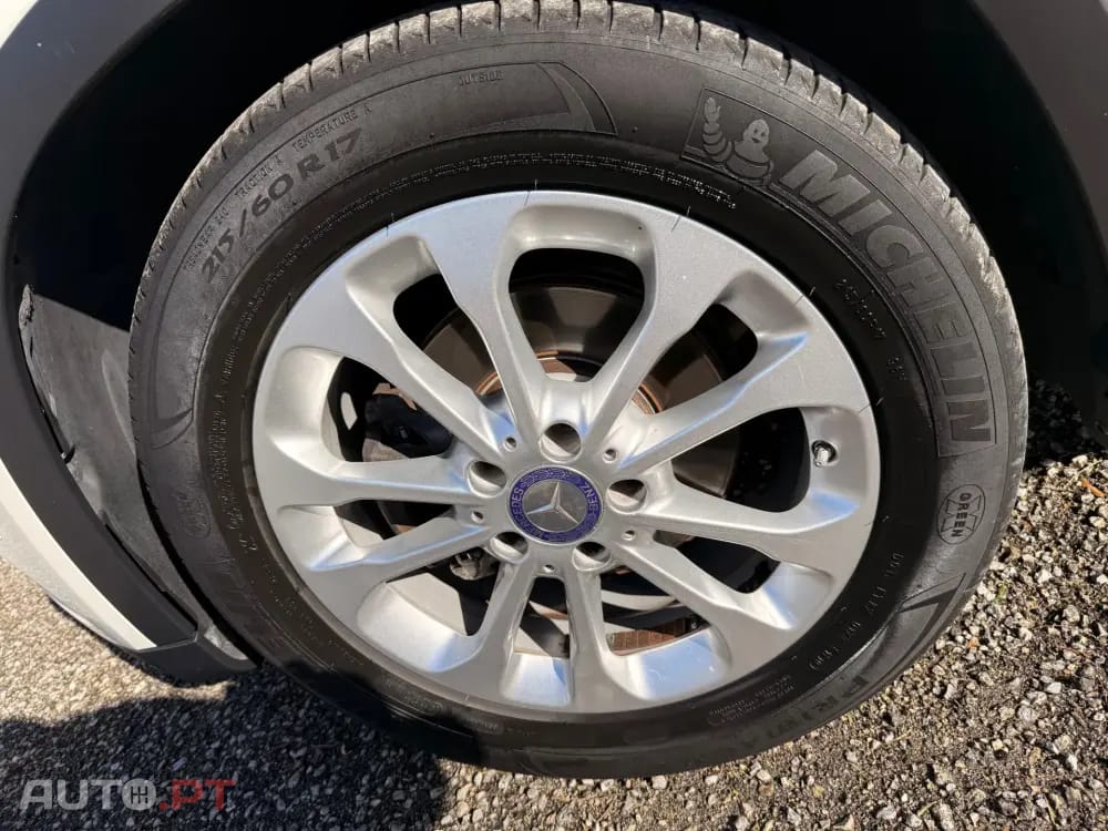 Mercedes-Benz GLA 180 d SENSATION