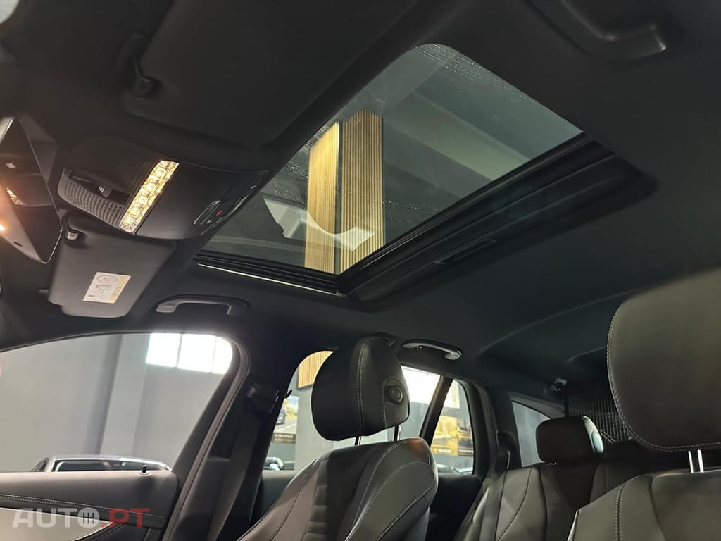 Mercedes-Benz E 300 de 4Matic 9G-TRONIC AMG Line