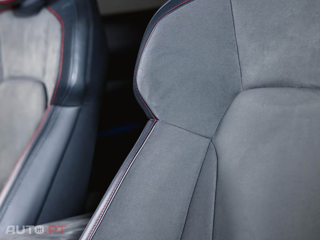 Porsche Taycan GTS I.V.A DEDUTIVEL 