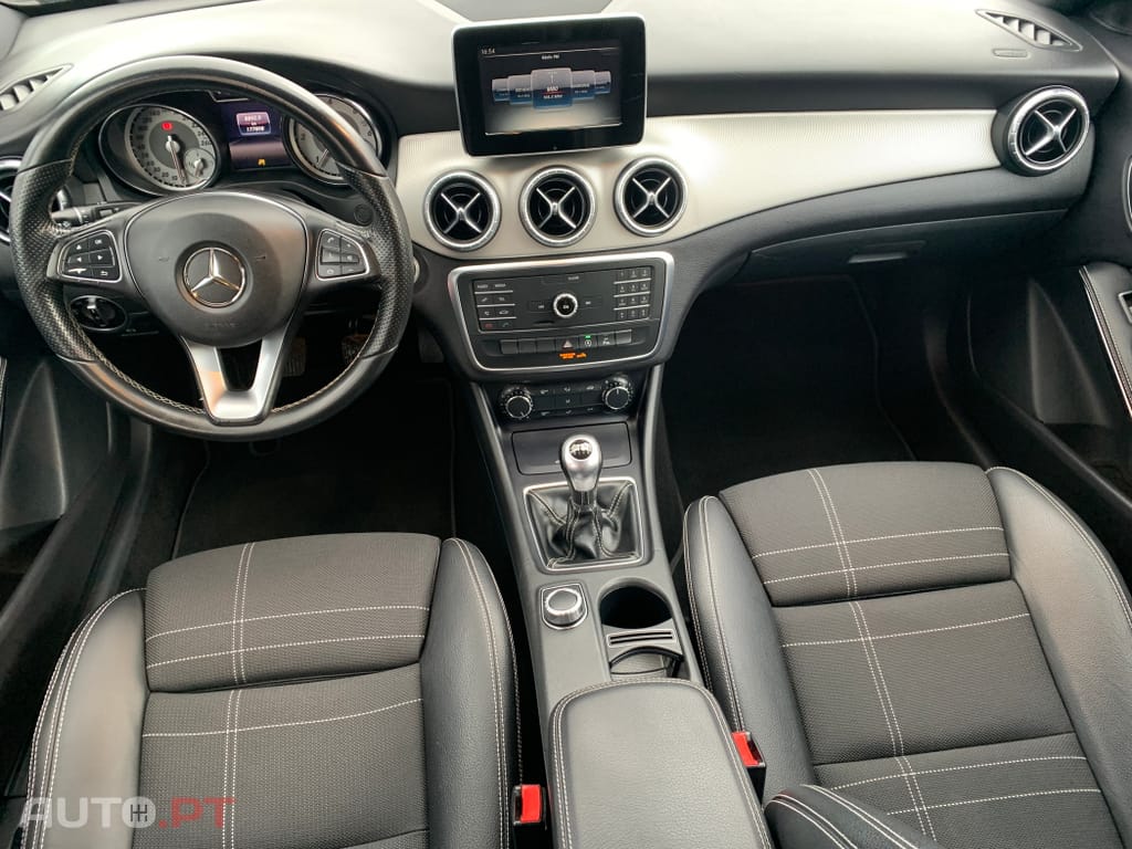 Mercedes-Benz CLA 180 d Shooting Brake