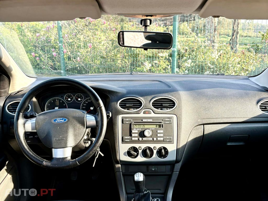 Ford Focus 1.4 16V S