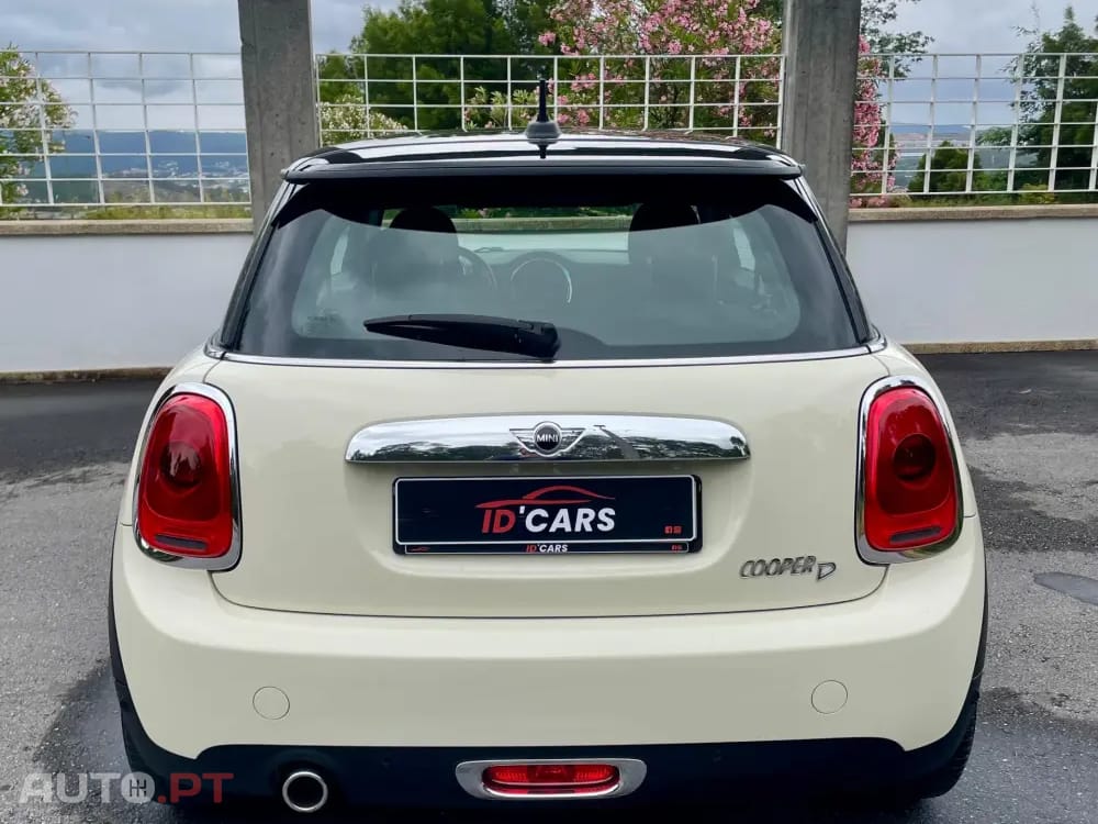 MINI Cooper D