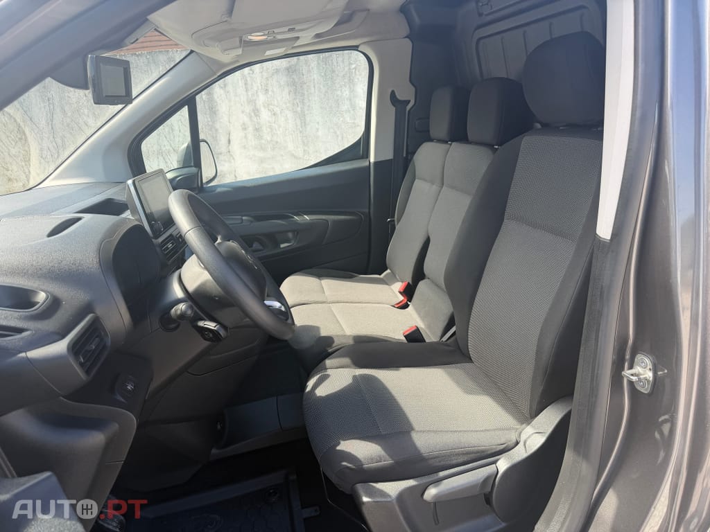 Citroen Berlingo 1.5 BlueHDI 3LUG FULL EXTRAS