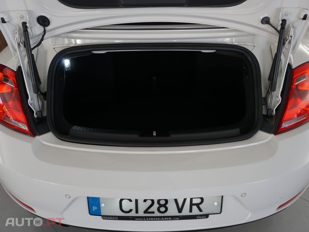 Volkswagen New Beetle Cabriolet 1.2 TSI 50s