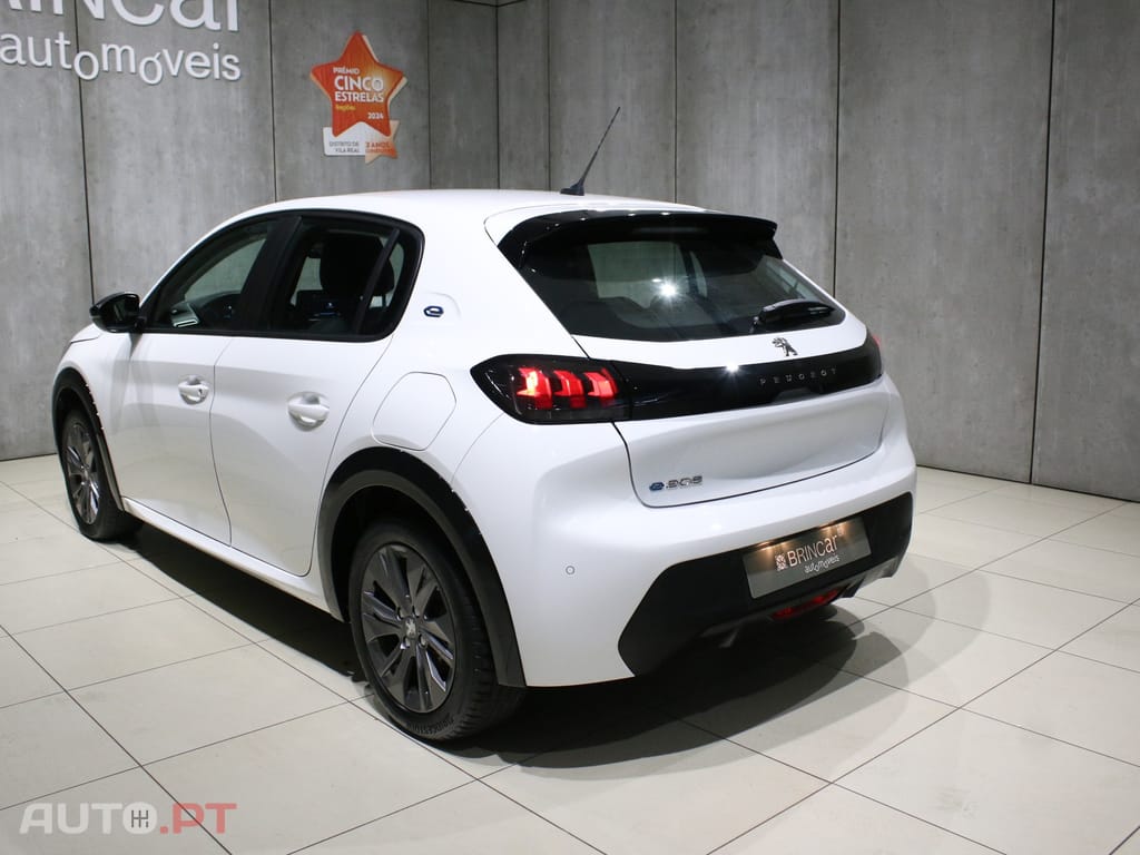 Peugeot E-208 50 kWh Active Pack