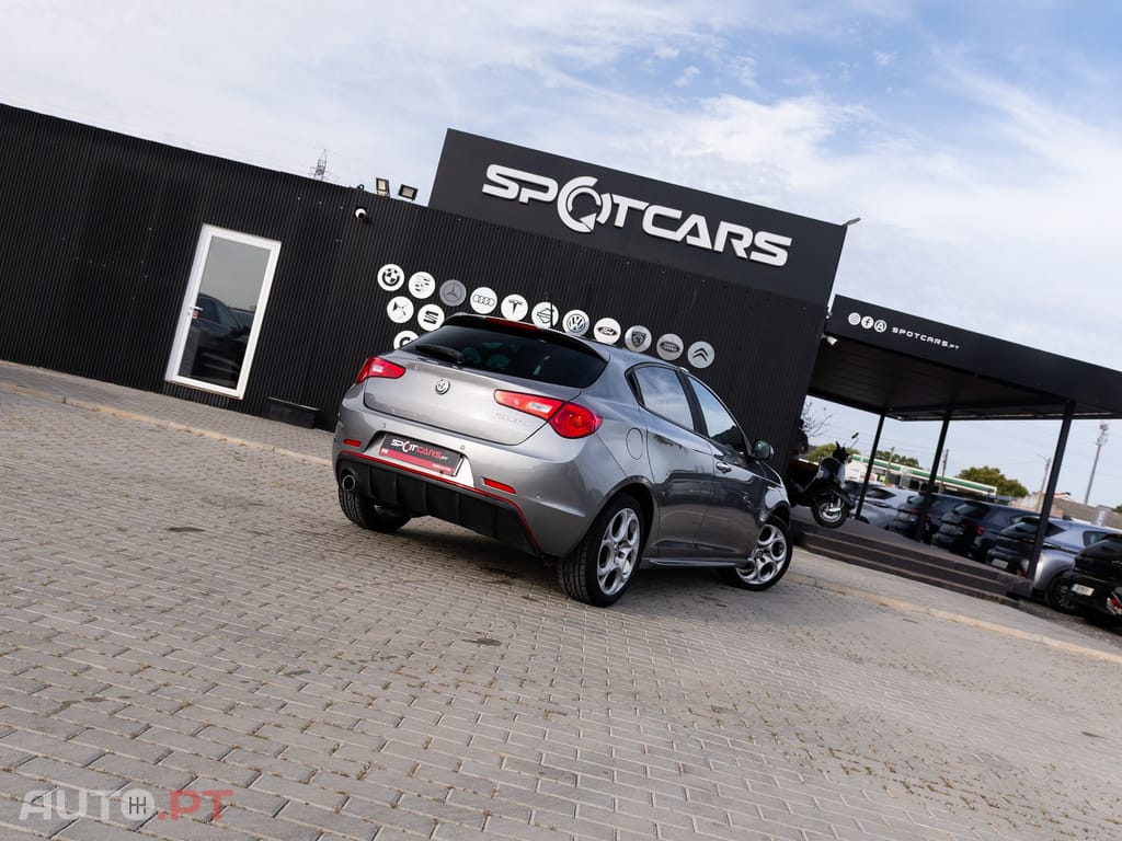 Alfa Romeo Giulietta 1.6 JTDM Sport TCT