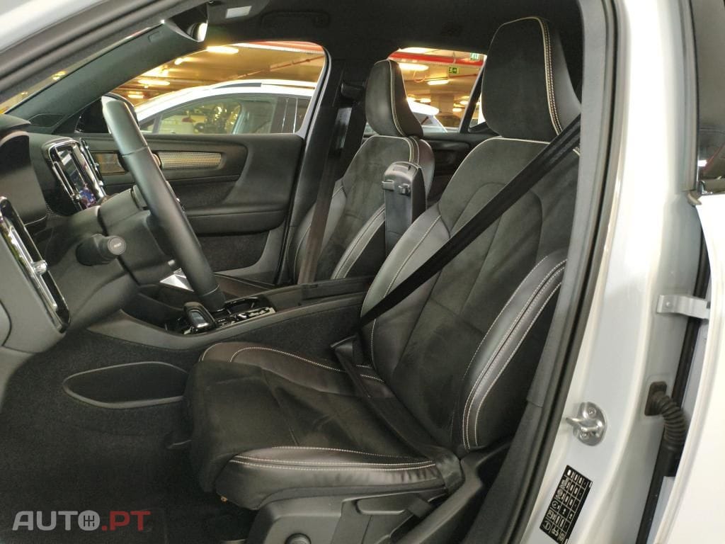 Volvo XC40 1.5 T5 PHEV R-Design