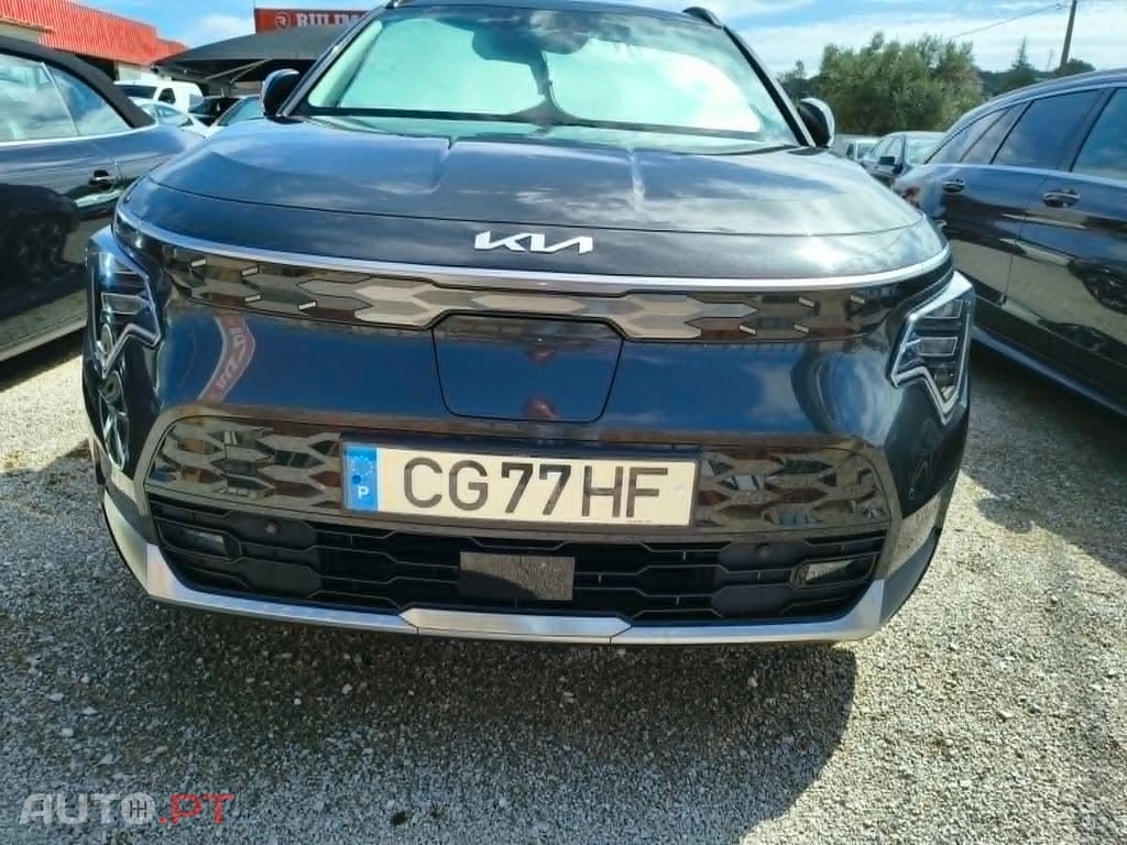 Kia Niro 204cv