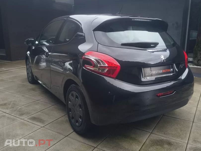 Peugeot 208 1.4 HDi Active