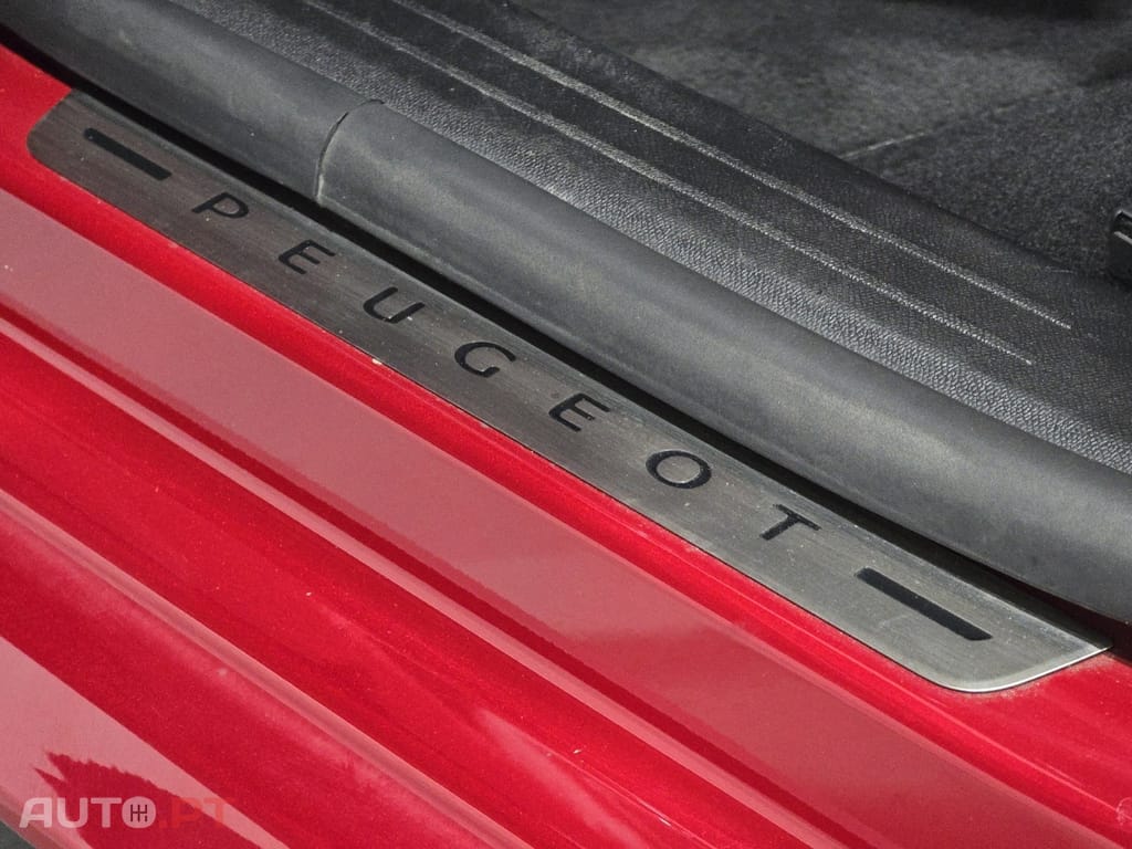 Peugeot E-208 50 kWh Style
