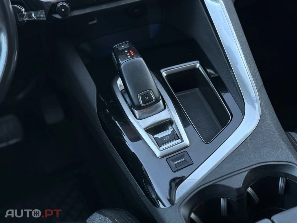 Peugeot 3008 1.5 BlueHDi Active Pack EAT8