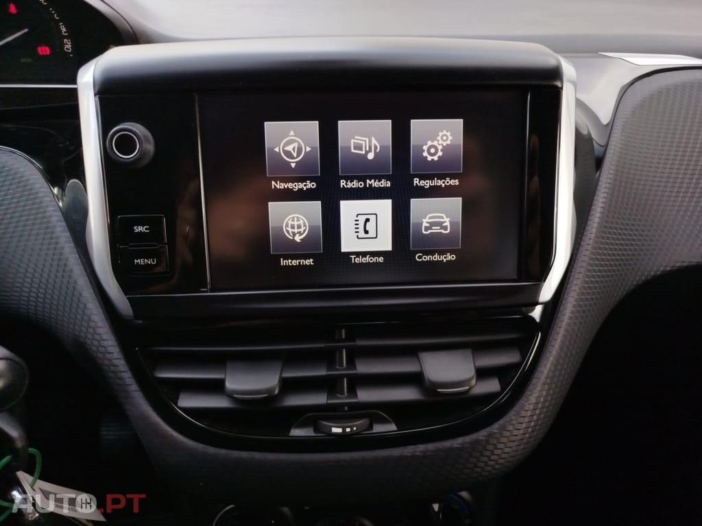 Peugeot 2008 1.6 BlueHDi Style
