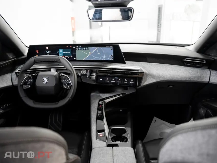 Peugeot 3008 1.2 Hybrid Allure e-DCS6
